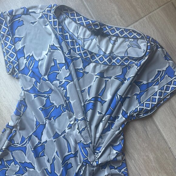 BCBG Max Azria Dress | Size Large | Blue Grey Pattern - Picture 2 of 4